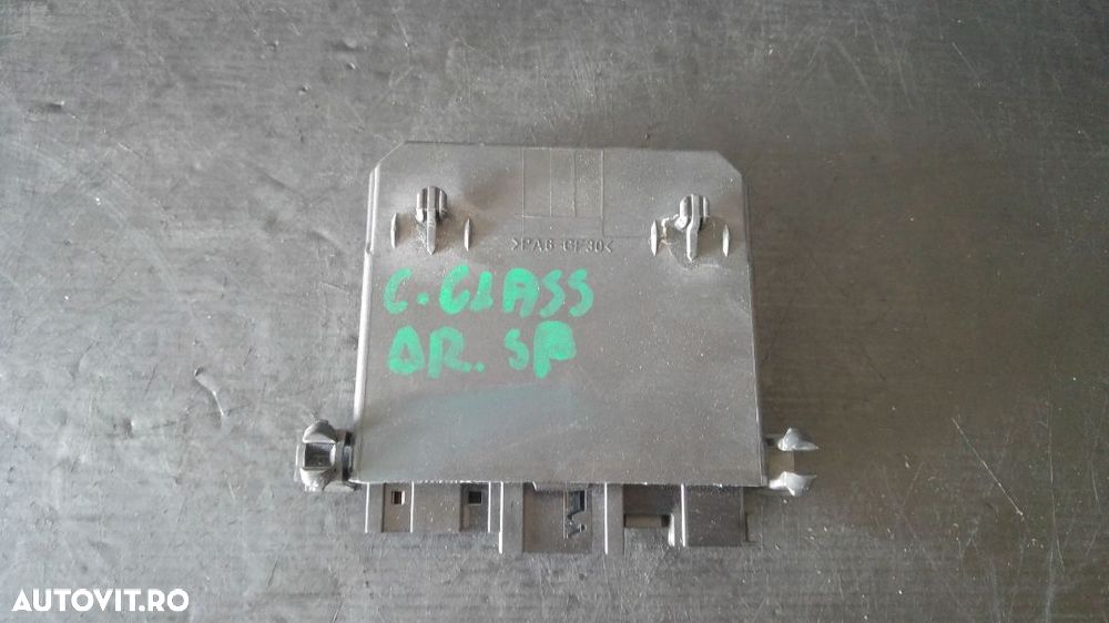Modul inchidere centralizata dreapta spate mercedes c class w203 2038202285 - 3