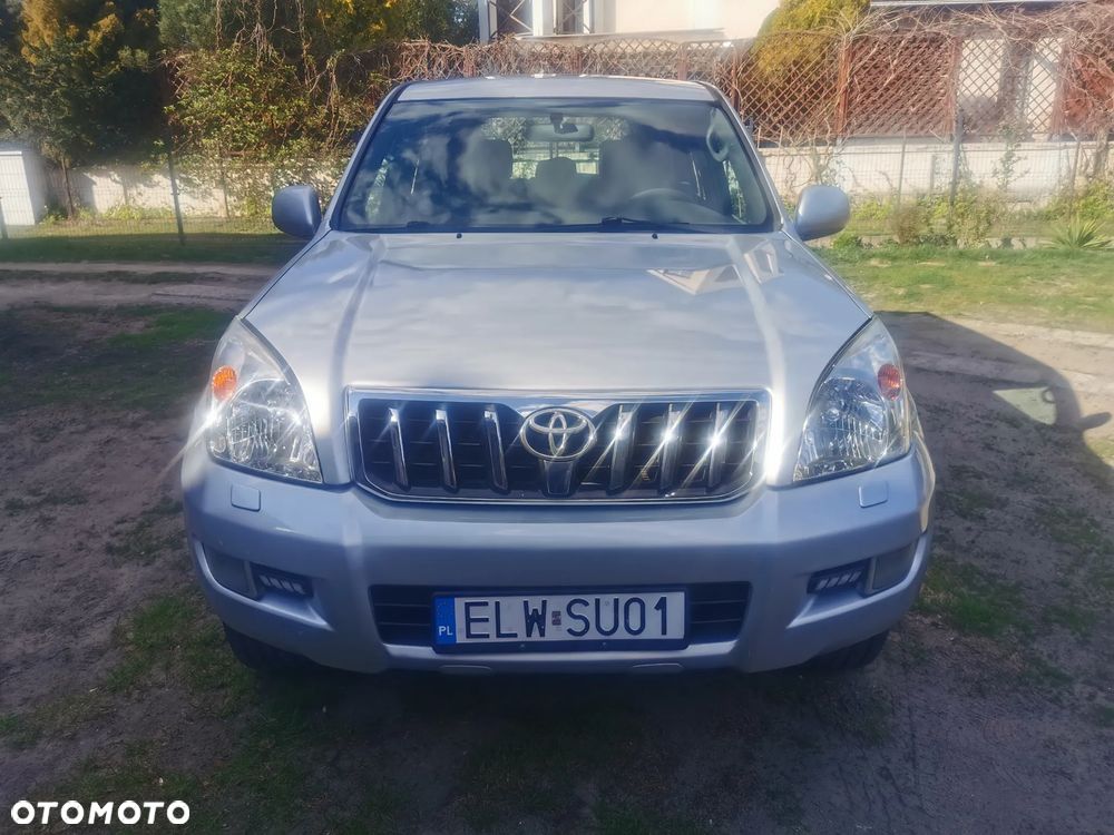 Toyota Land Cruiser - 1