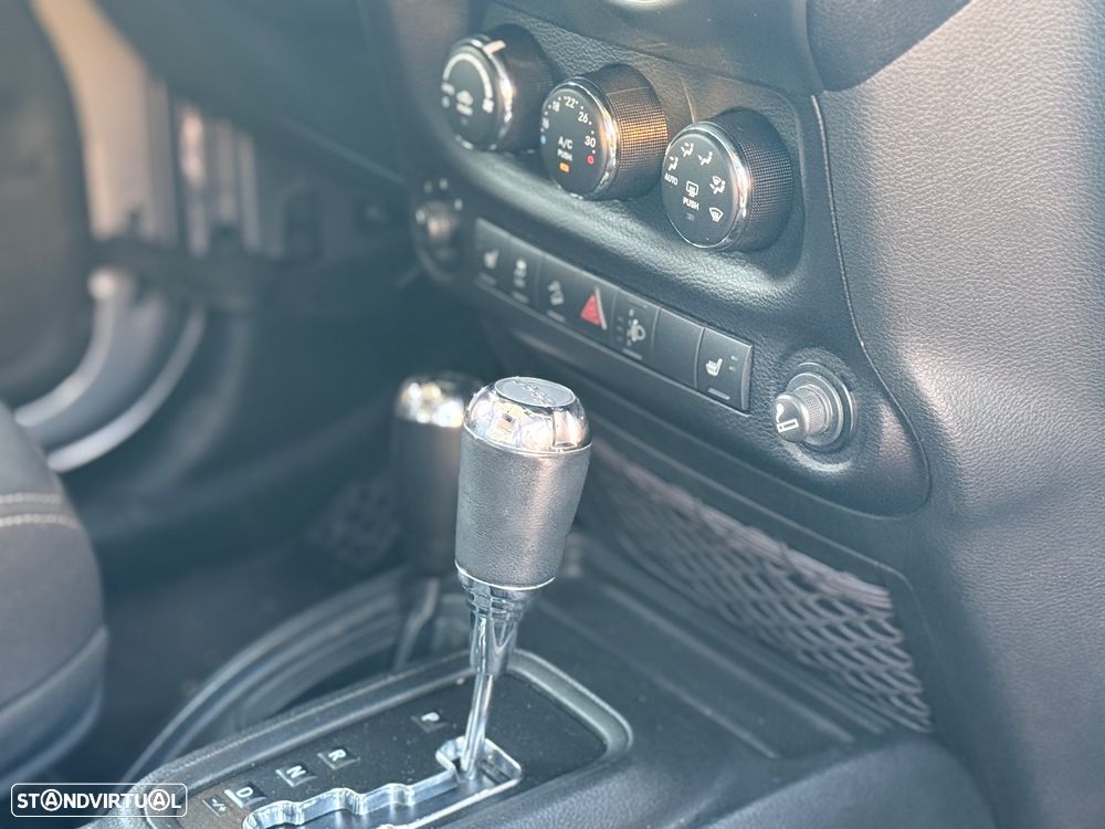 Jeep Wrangler - 18