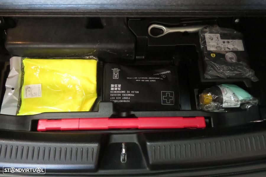 Mercedes-Benz A 250 e Style Plus - 32