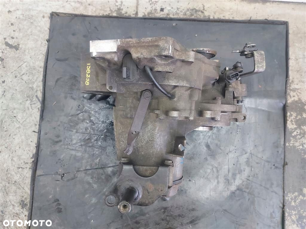 Skrzynia biegów Manualna VW Polo III KOD:DED 1.9SDI 62KM 1994-2001R - 2