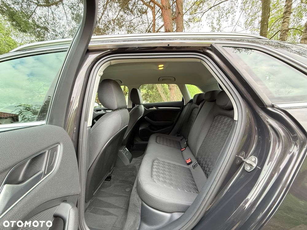 Audi A3 Sportback 1.2 TFSI Attraction S tronic - 23