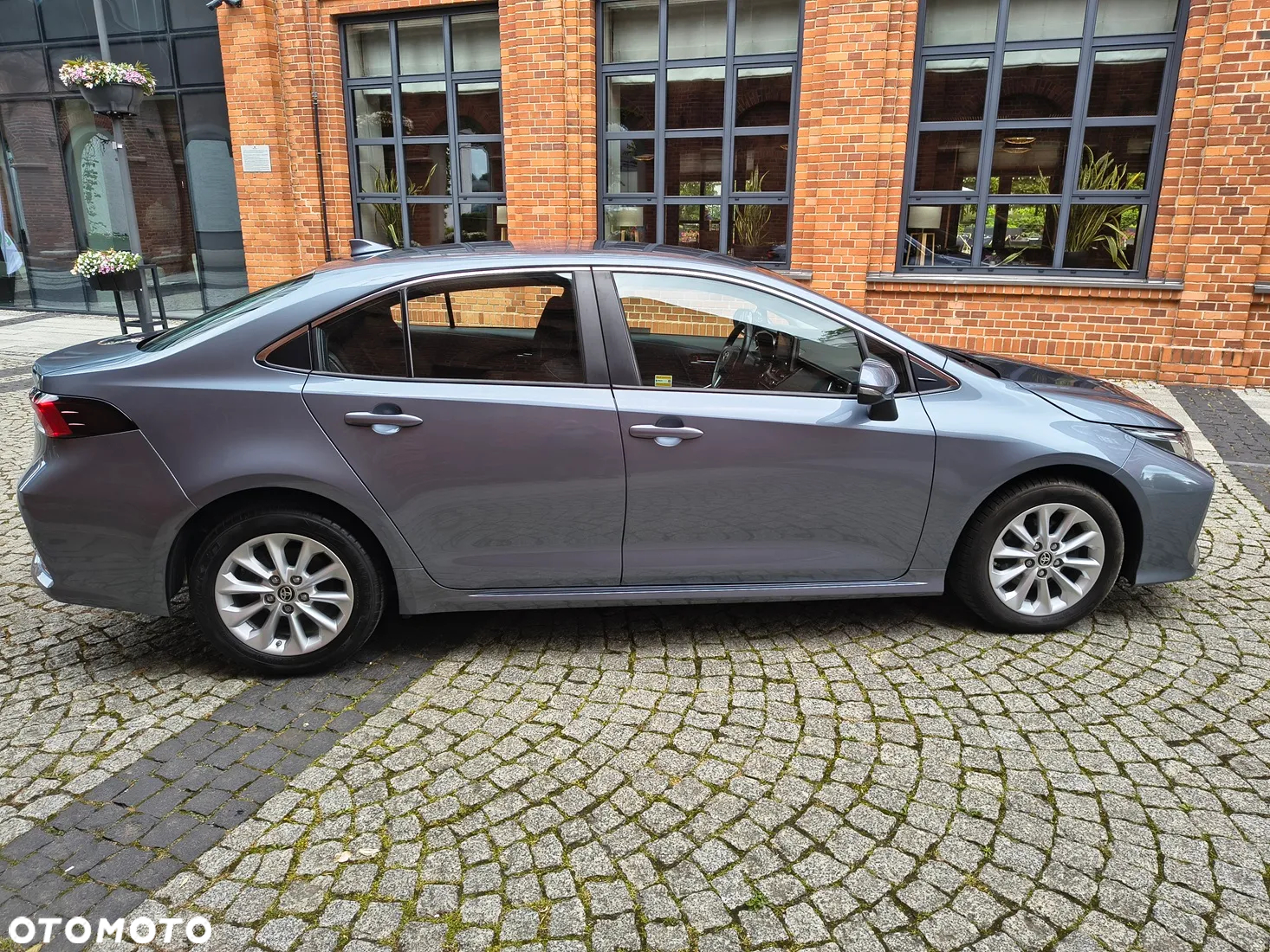 Toyota Corolla 1.8 Hybrid Comfort - 7