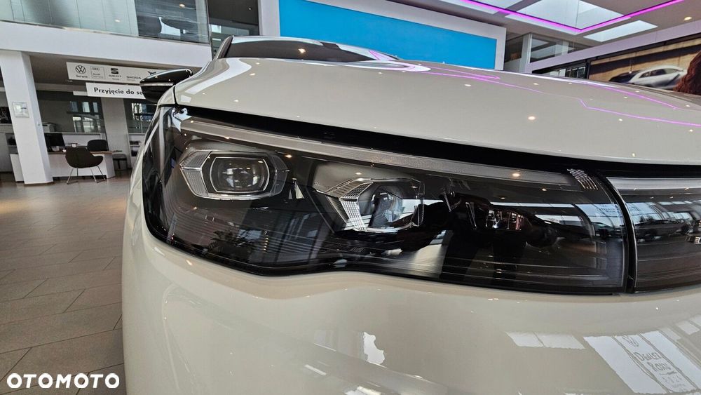 Volkswagen Tiguan - 14
