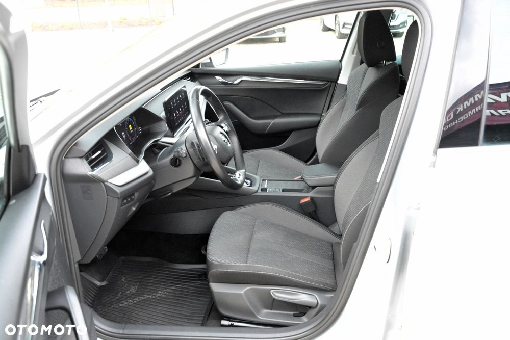 Skoda Octavia 2.0 TSI 4x4 Style DSG - 9