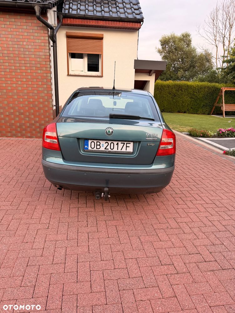 Skoda Octavia 1.6 Active - 5