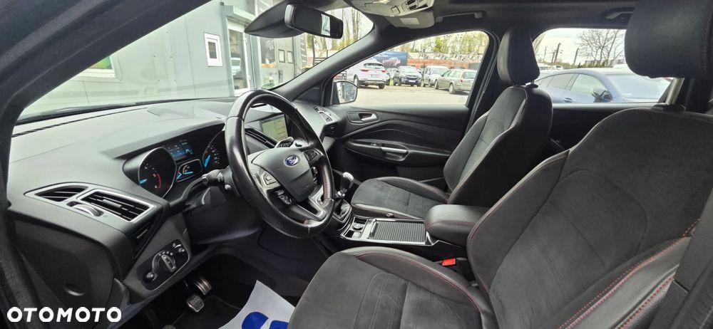 Ford Kuga 2.0 TDCi 4WD Titanium Plus - 33