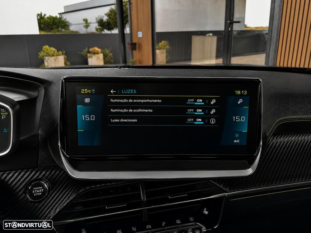 Peugeot e-2008 50 kWh GT Pack - 30