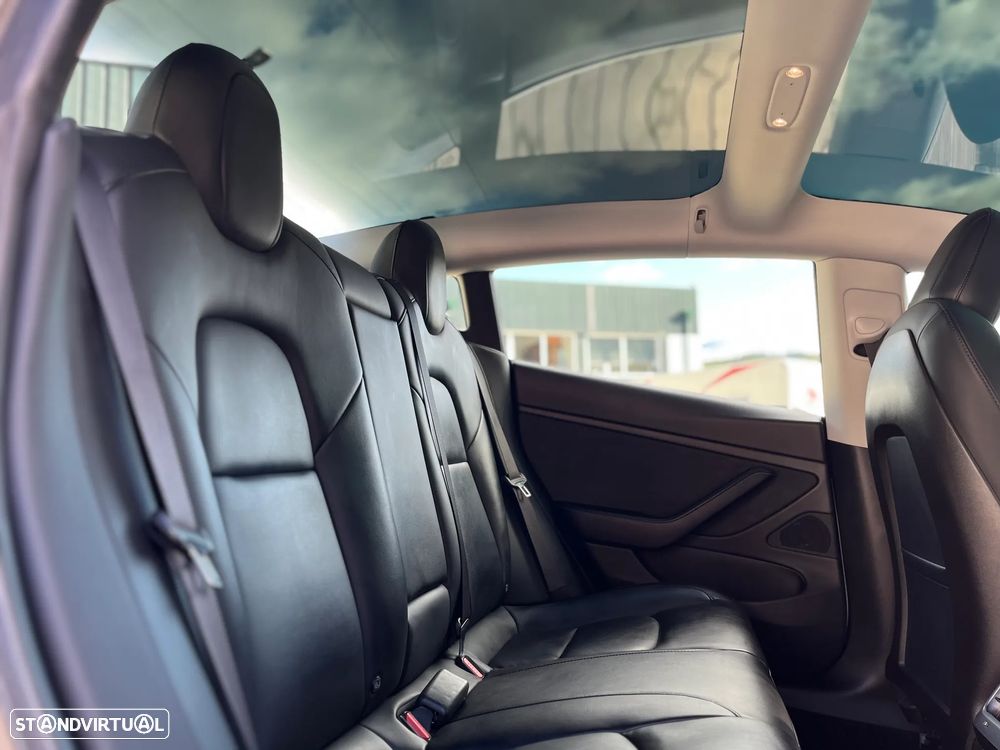 Tesla Model 3 Performance Dual Motor AWD - 25