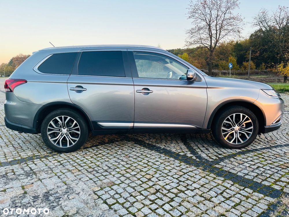 Mitsubishi Outlander 2.0 2WD CVT Edition+ - 4