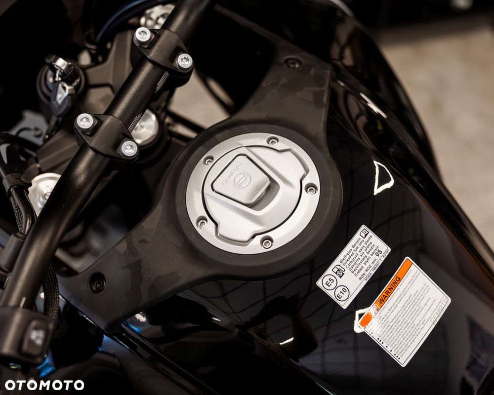 CFMoto MT - 14