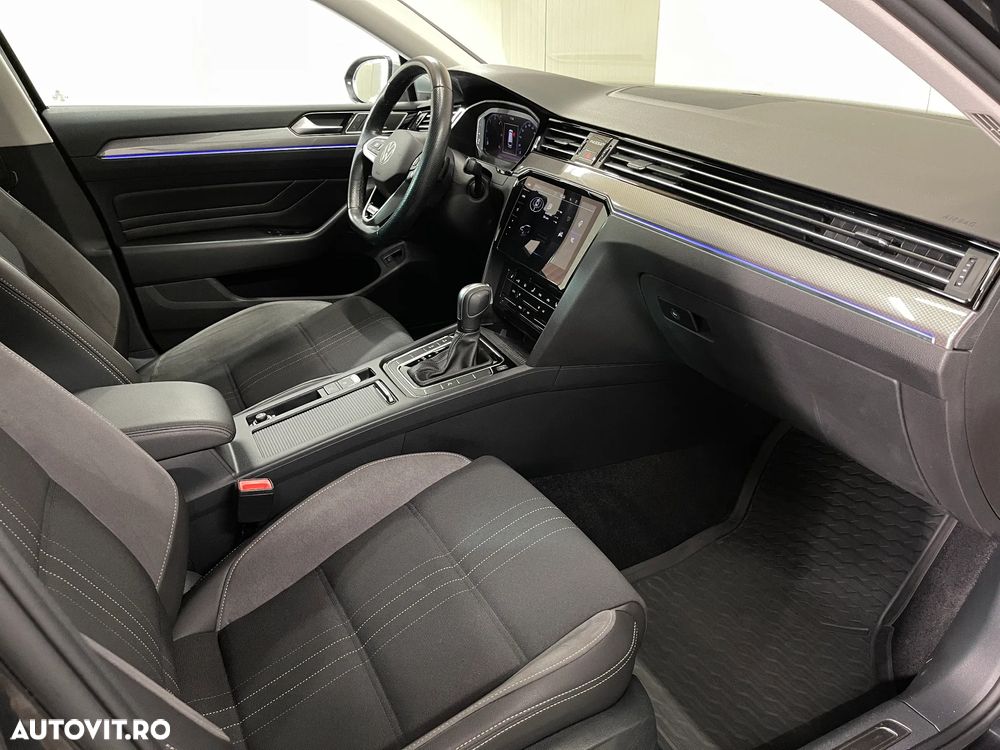 Volkswagen Passat Alltrack - 11