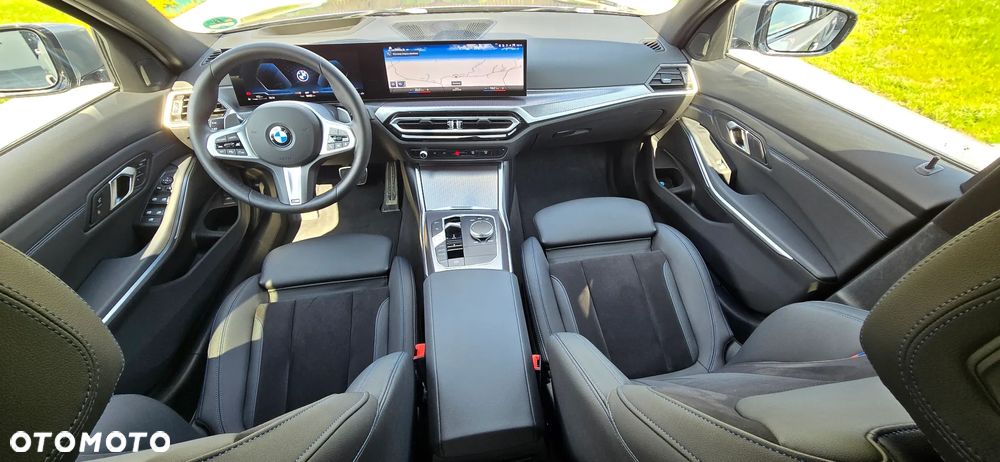 BMW Seria 3 320d Touring xDrive M Sport - 9