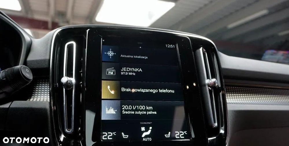 Volvo XC 40 B4 B AWD R-Design - 26