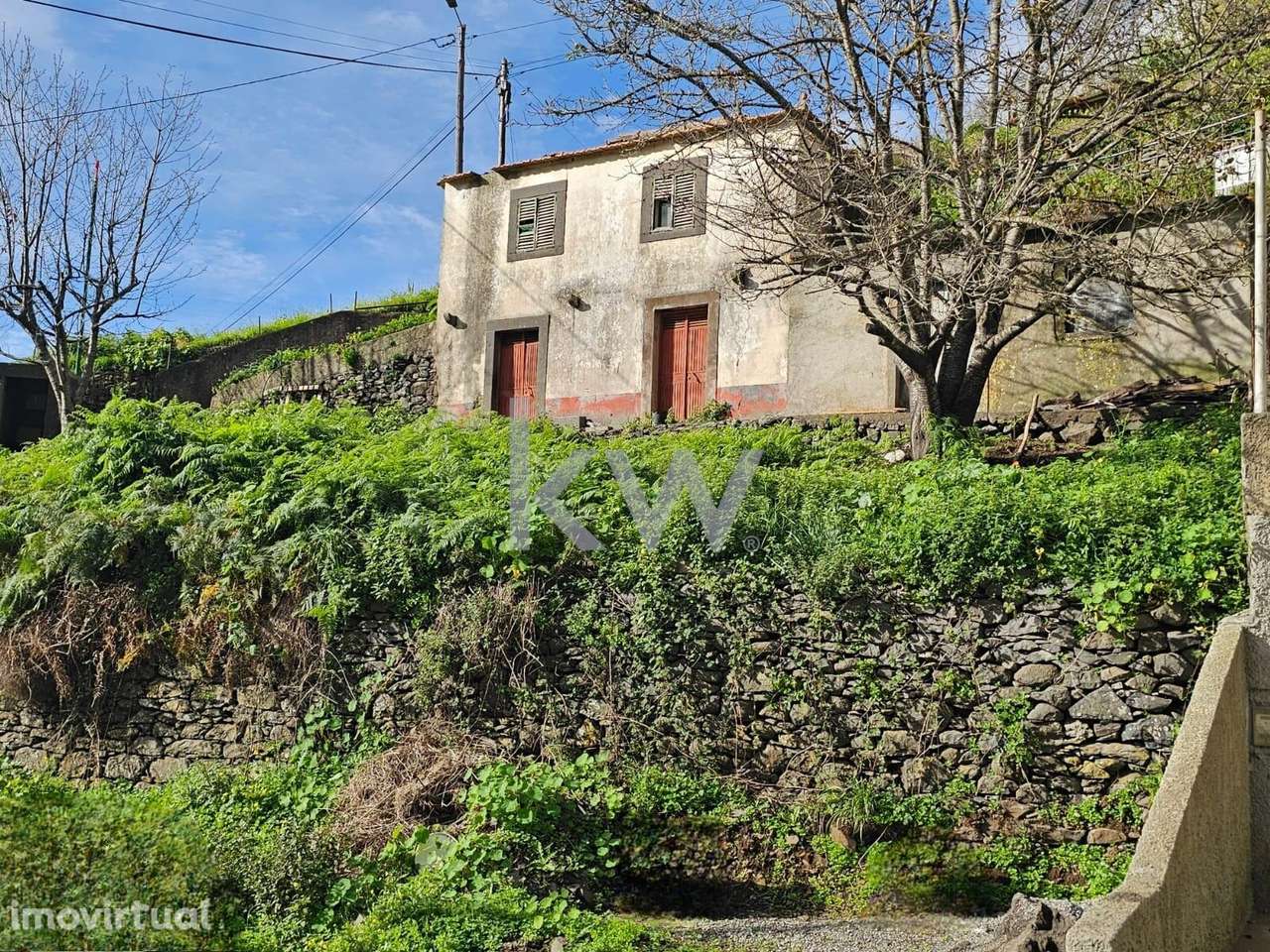 Moradia T2 para recuperar | Castelejo | Estreito de Câmara de Lobos - Grande imagem: 3/21