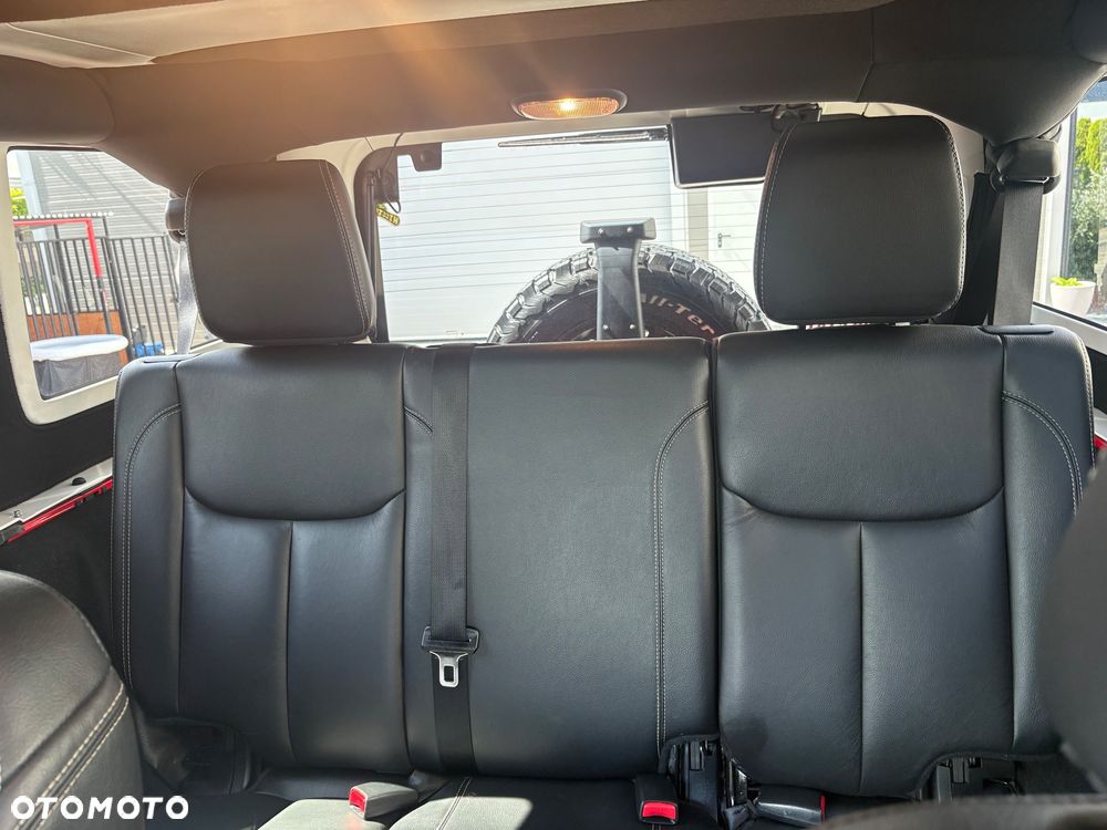 Jeep Wrangler 3.6 Unlim Sahara - 14