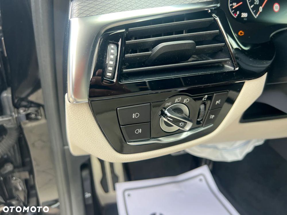 BMW Seria 5 - 26