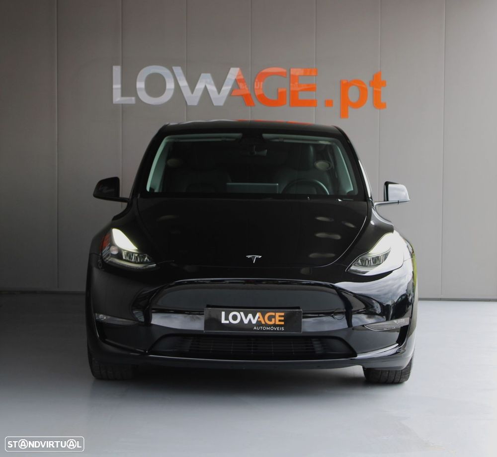 Tesla Model Y Long Range Dual Motor AWD - 8