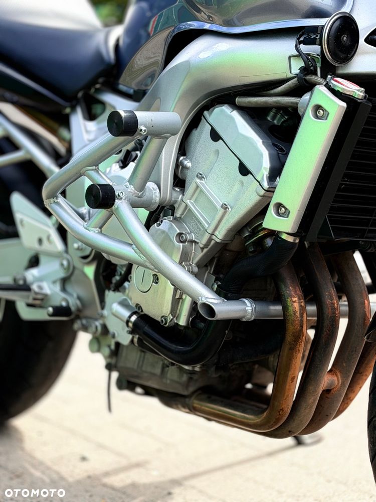 Yamaha FZ6 - 2