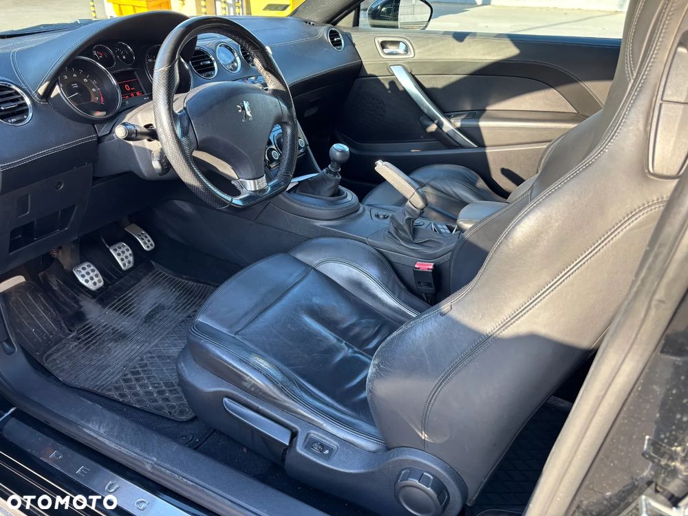 Peugeot RCZ 1.6 200 THP - 12
