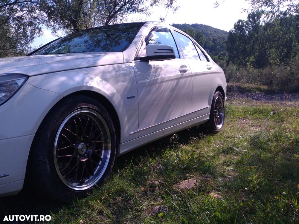 Mercedes-Benz C 200 CDI BlueEFFICIENCY - 11