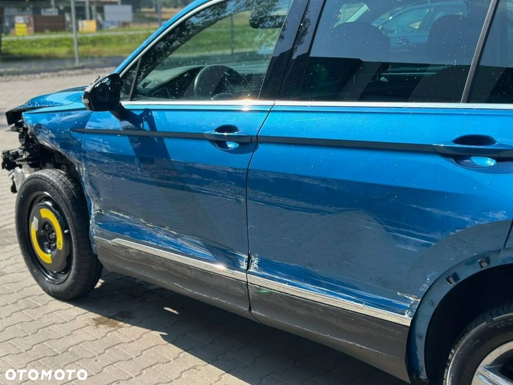 Volkswagen Tiguan - 12