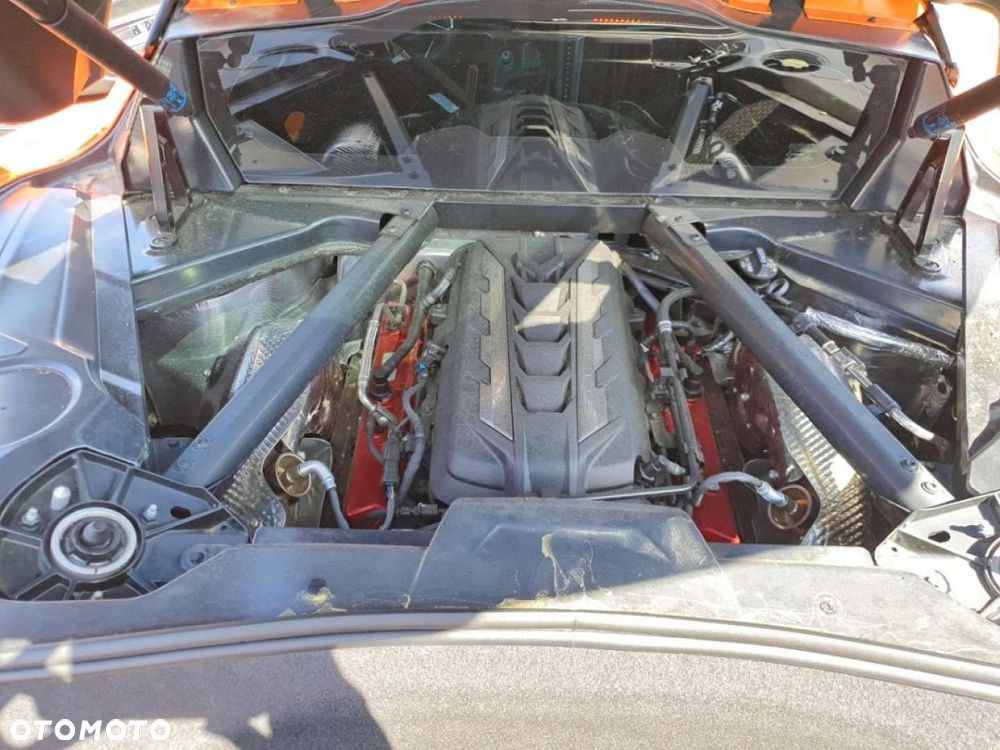 Chevrolet Corvette - 11
