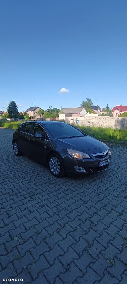 Opel Astra 1.4 T Cosmo - 7