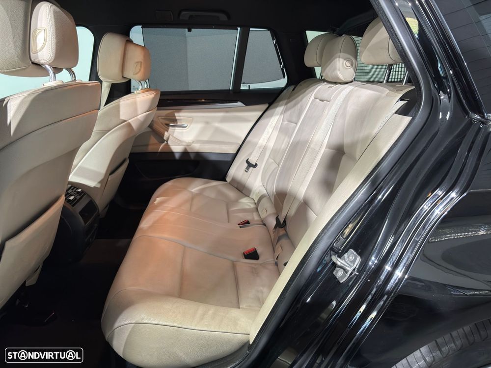 BMW 525 d Pack M Auto - 11