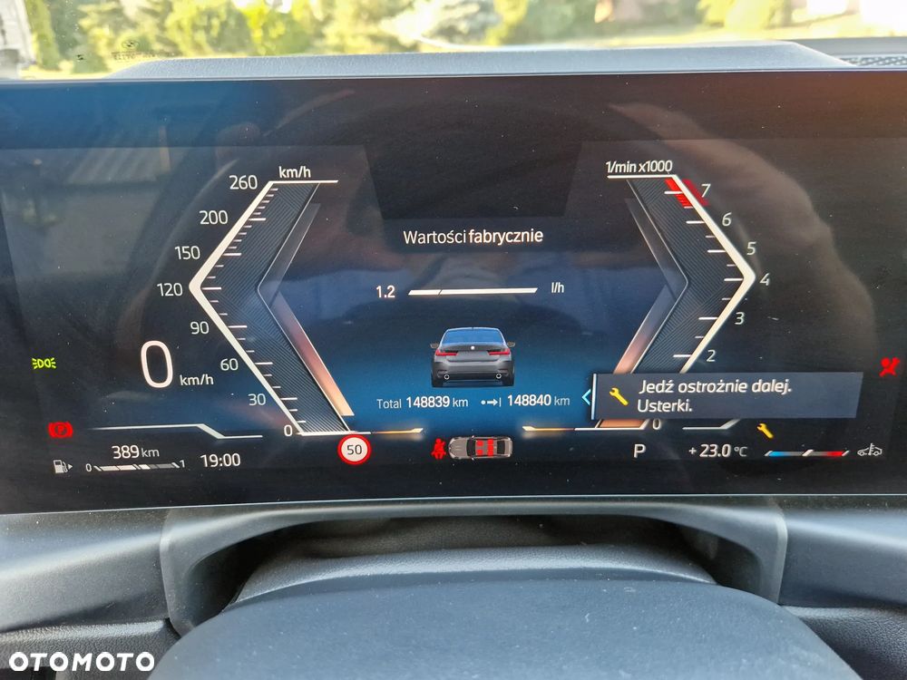 BMW Seria 3 318i - 5