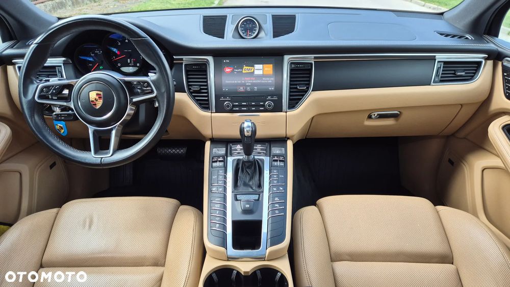 Porsche Macan - 10