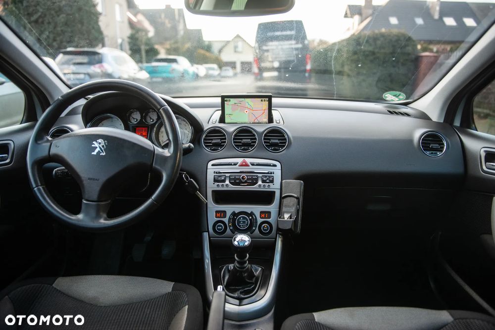 Peugeot 308 1.6 HDi Premium - 28