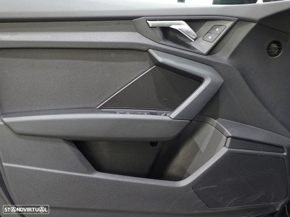 Audi A3 Sportback 30 TFSI Advanced - 9