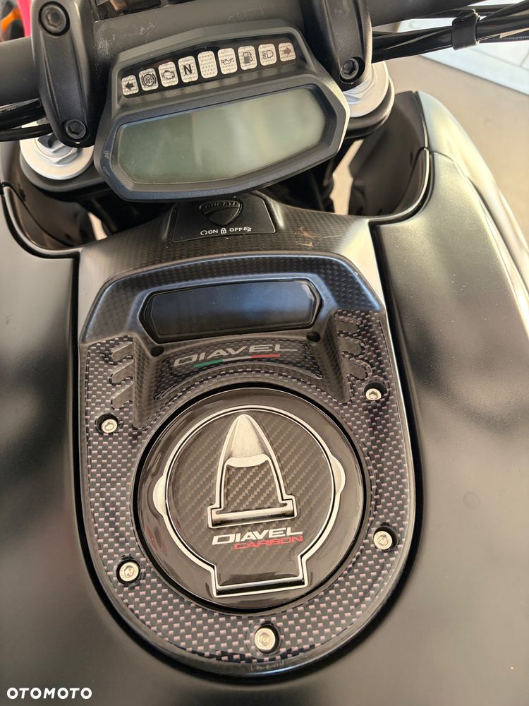 Ducati Diavel - 15