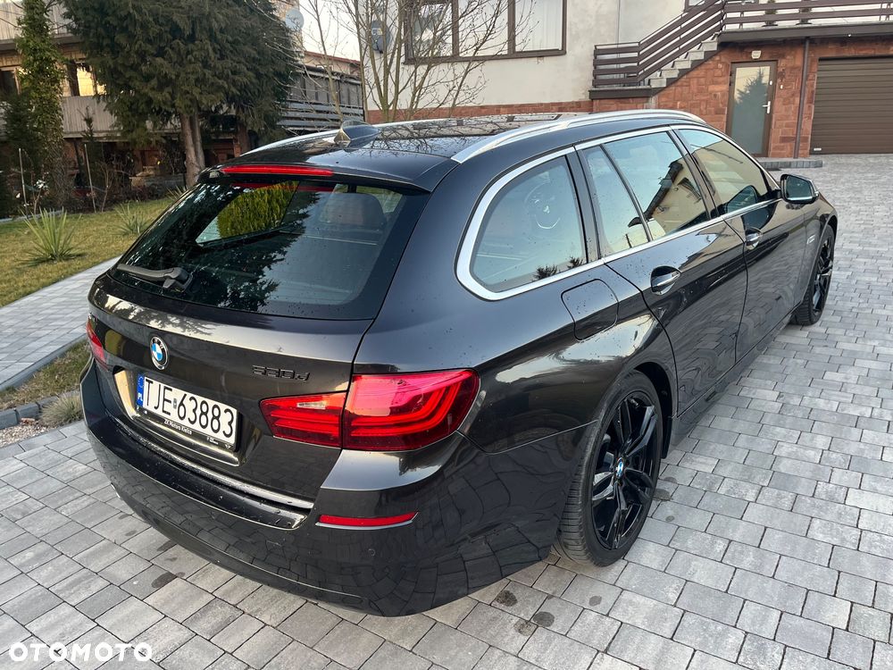 BMW Seria 5 530d xDrive - 11