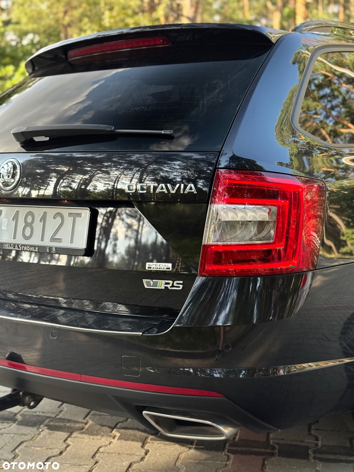 Skoda Octavia Combi 2.0 TDI RS - 15
