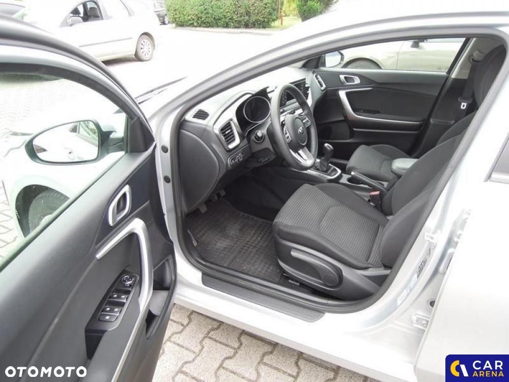 Kia Ceed - 15