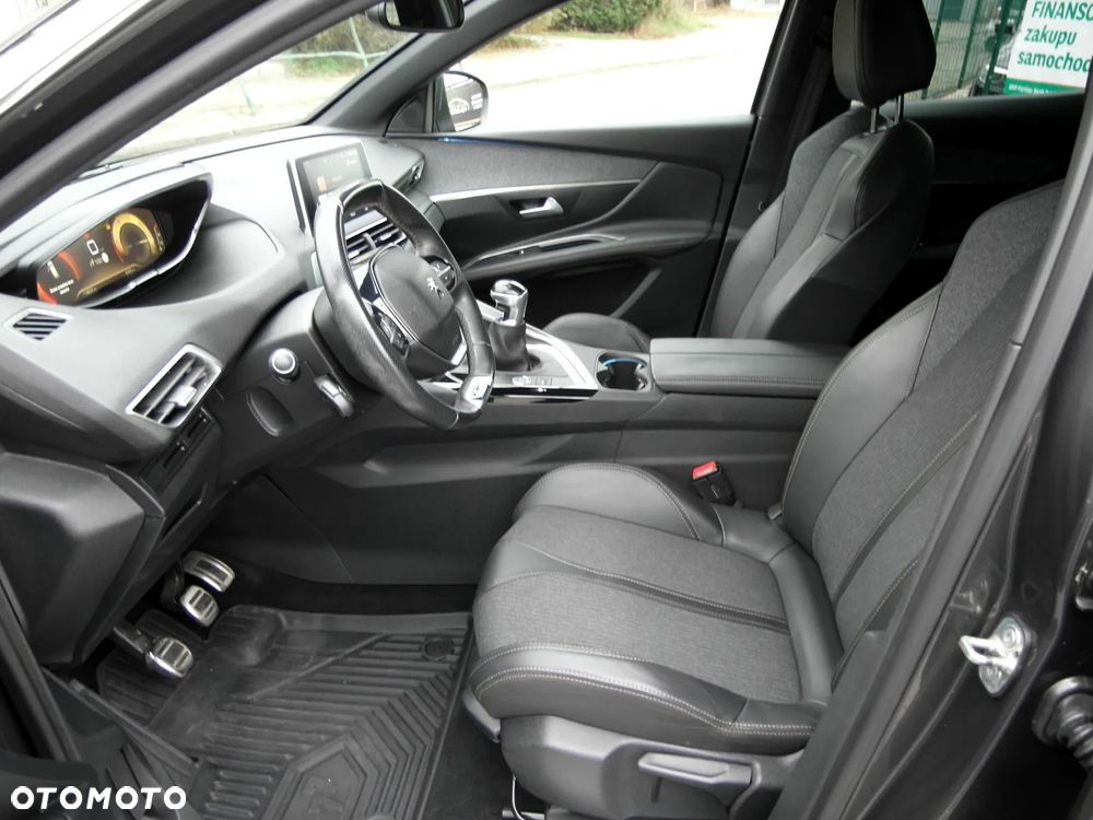 Peugeot 3008 HDi FAP 150 Platinum - 24