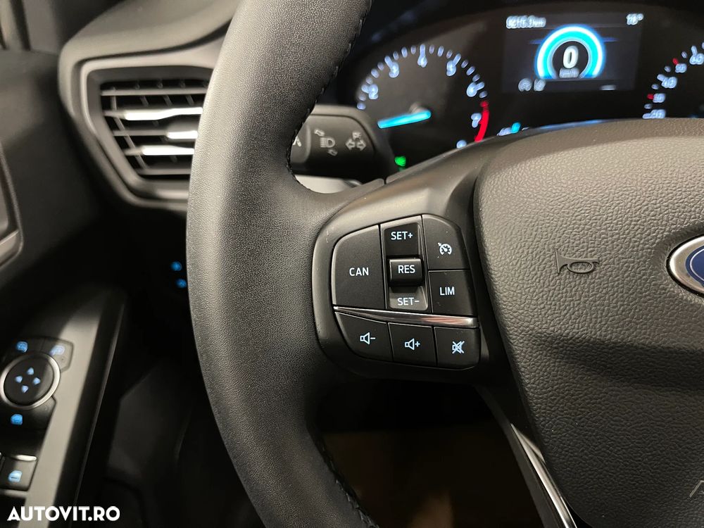 Ford Focus 1.0 EcoBoost Connected - 21