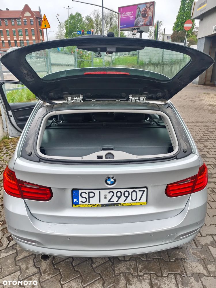 BMW Seria 3 318d - 12