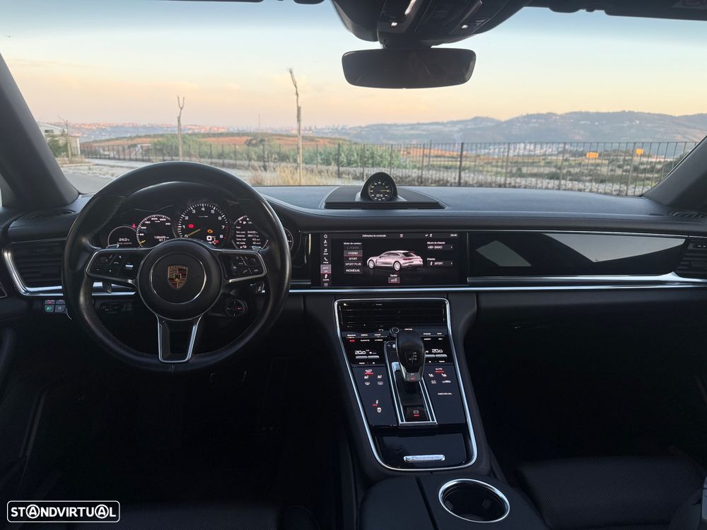 Porsche Panamera Sport Turismo - 9