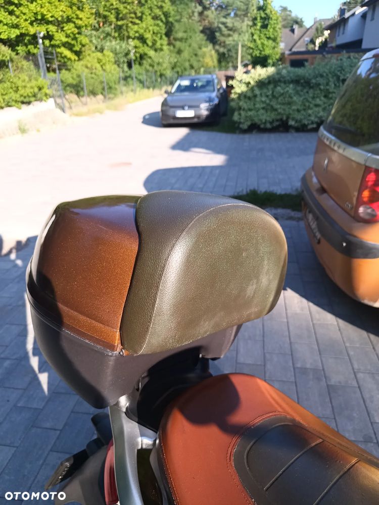 Piaggio Beverly - 22
