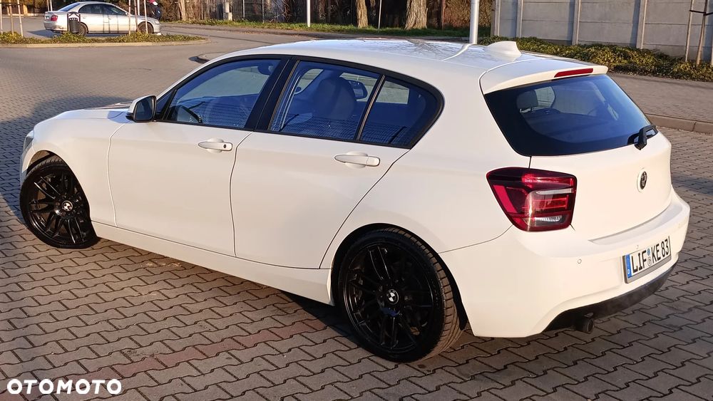 BMW Seria 1 114i Sport Line - 4