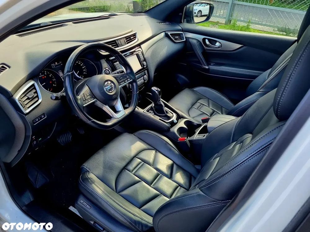 Nissan Qashqai 1.2 DIG-T Tekna Xtronic - 8