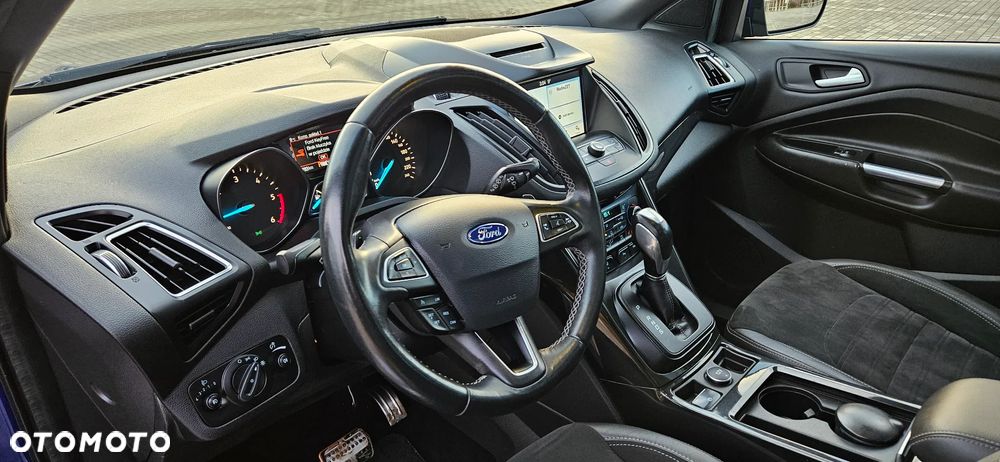 Ford Kuga 2.0 TDCi 4x4 ST-Line - 6