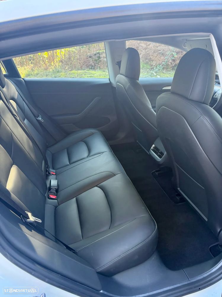 Tesla Model 3 Performance Dual Motor AWD - 21