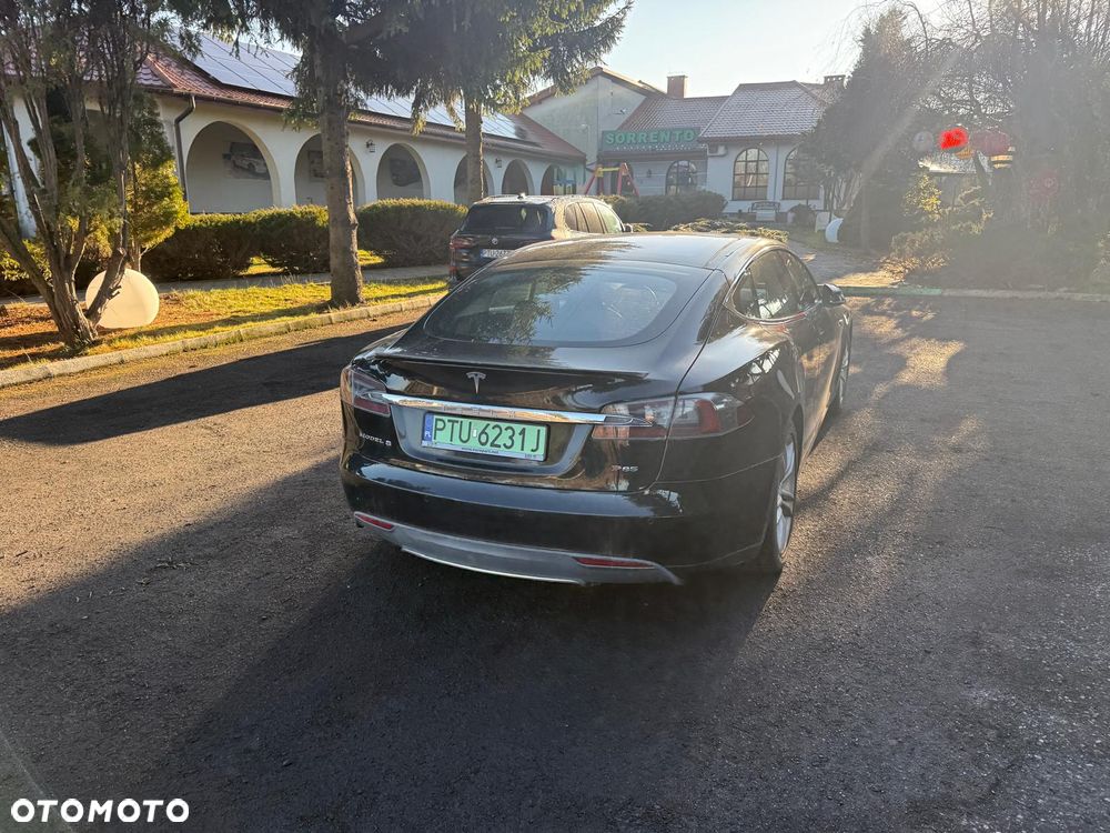 Tesla Model S Standard - 6