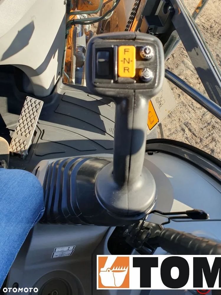 Case 580SV 2023R - 25