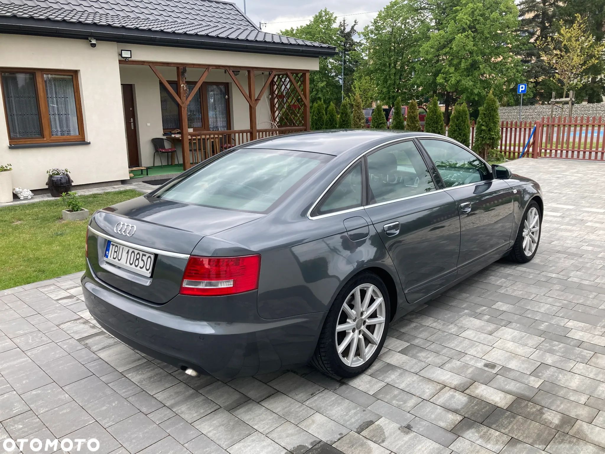 Audi A6 - 1