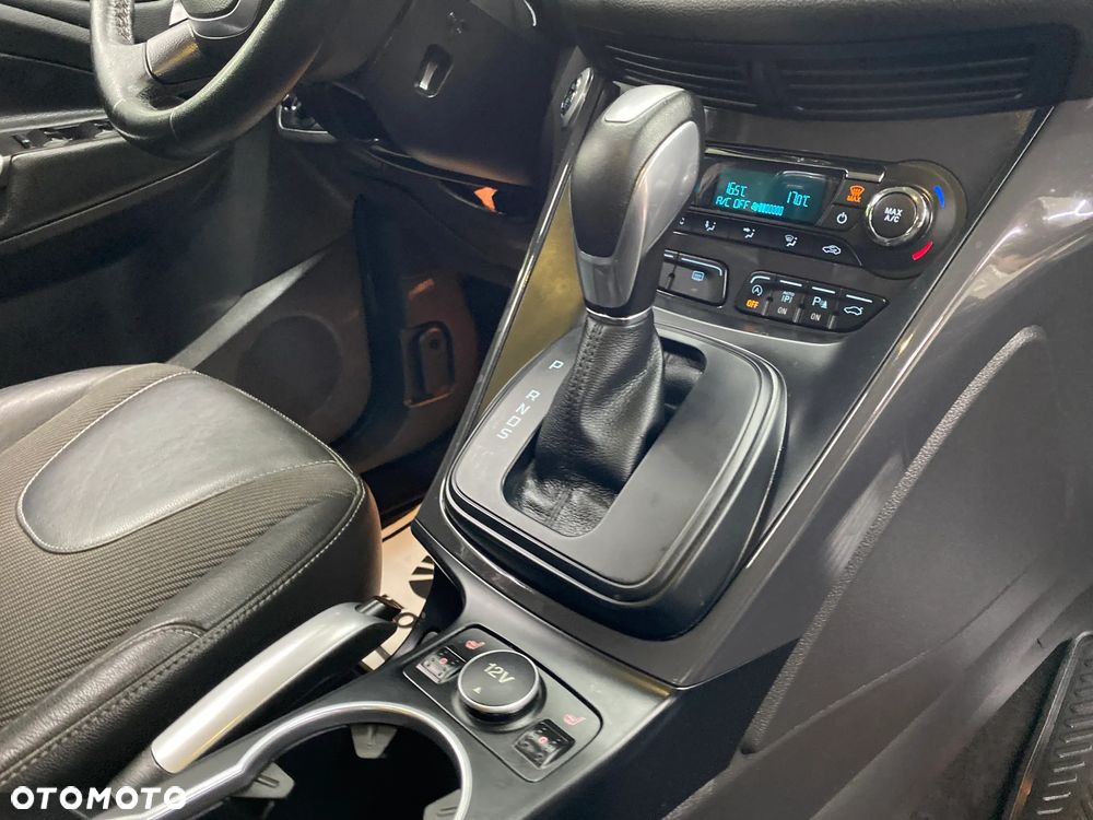 Ford Kuga 1.5 EcoBoost 4x4 Titanium - 19